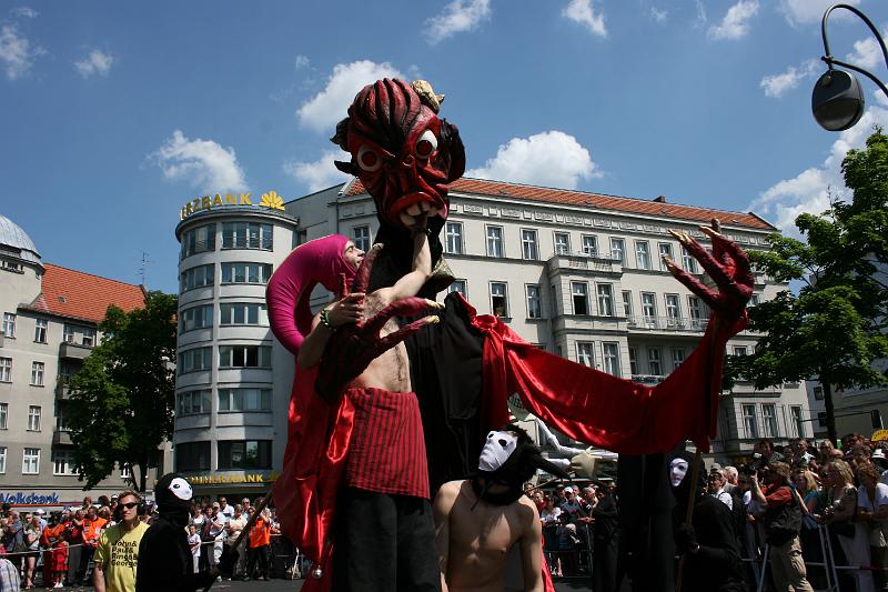 Echt street puppets (14).jpg